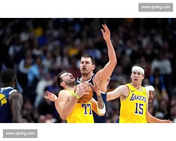 乔治领衔强势对决掘金西部焦点战胜负悬念拉满全场季后赛前瞻风云